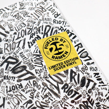 Paramore: Riot! (Colored Vinyl) {Vinyl LP}