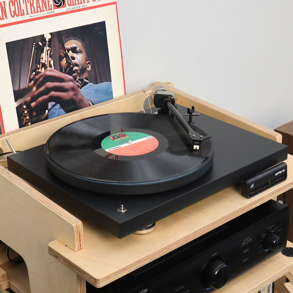 Pro-Ject: Debut PRO B Turntable - Satin Black