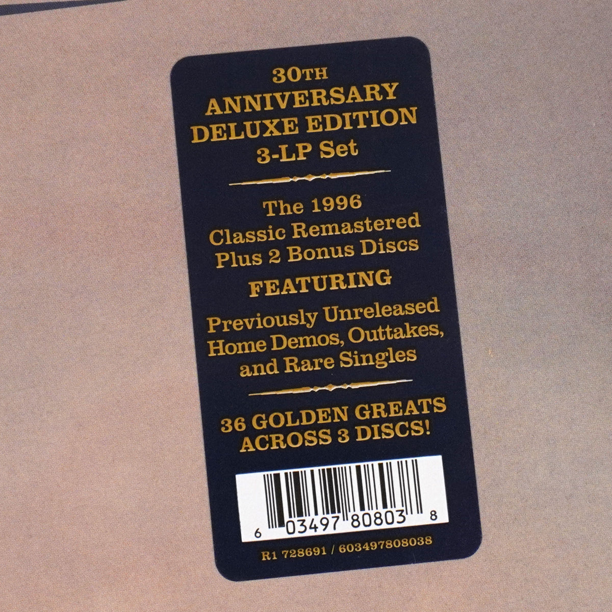 Ween: 12 Country Greats - Deluxe Edition Vinyl 3LP